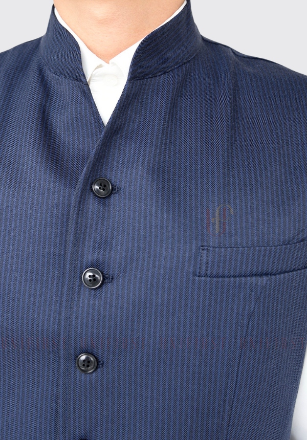 Đồng phục lễ tân màu xanh đen kẻ