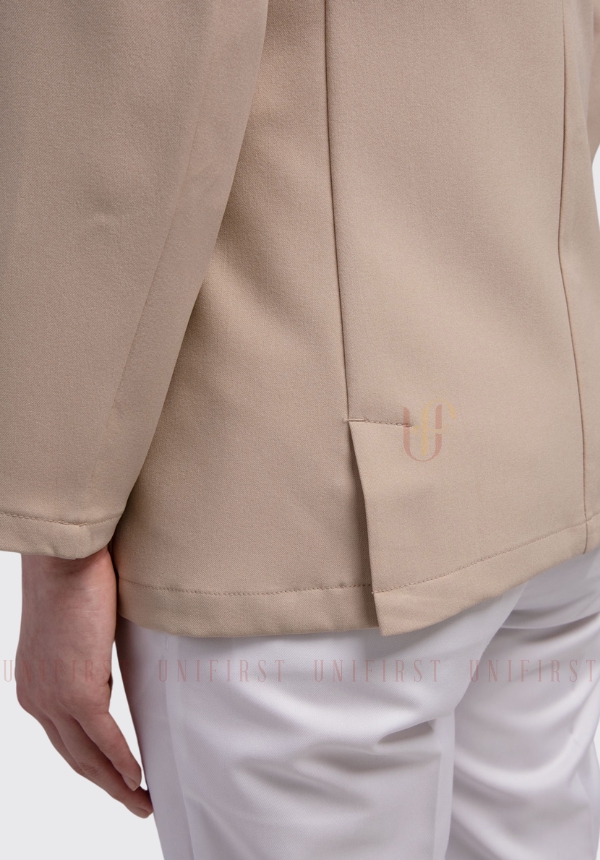 Đồng phục quản lý nữ màu be